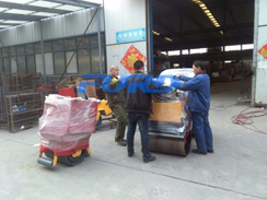 福瑞得機(jī)械座駕壓路機(jī)，手扶壓路機(jī)包裝發(fā)貨